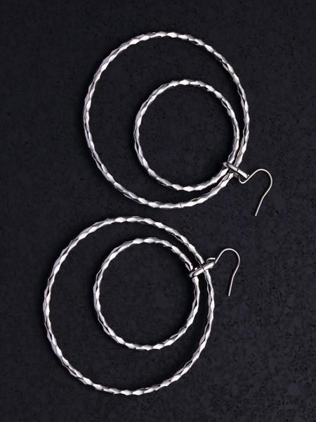 Double ring pierced