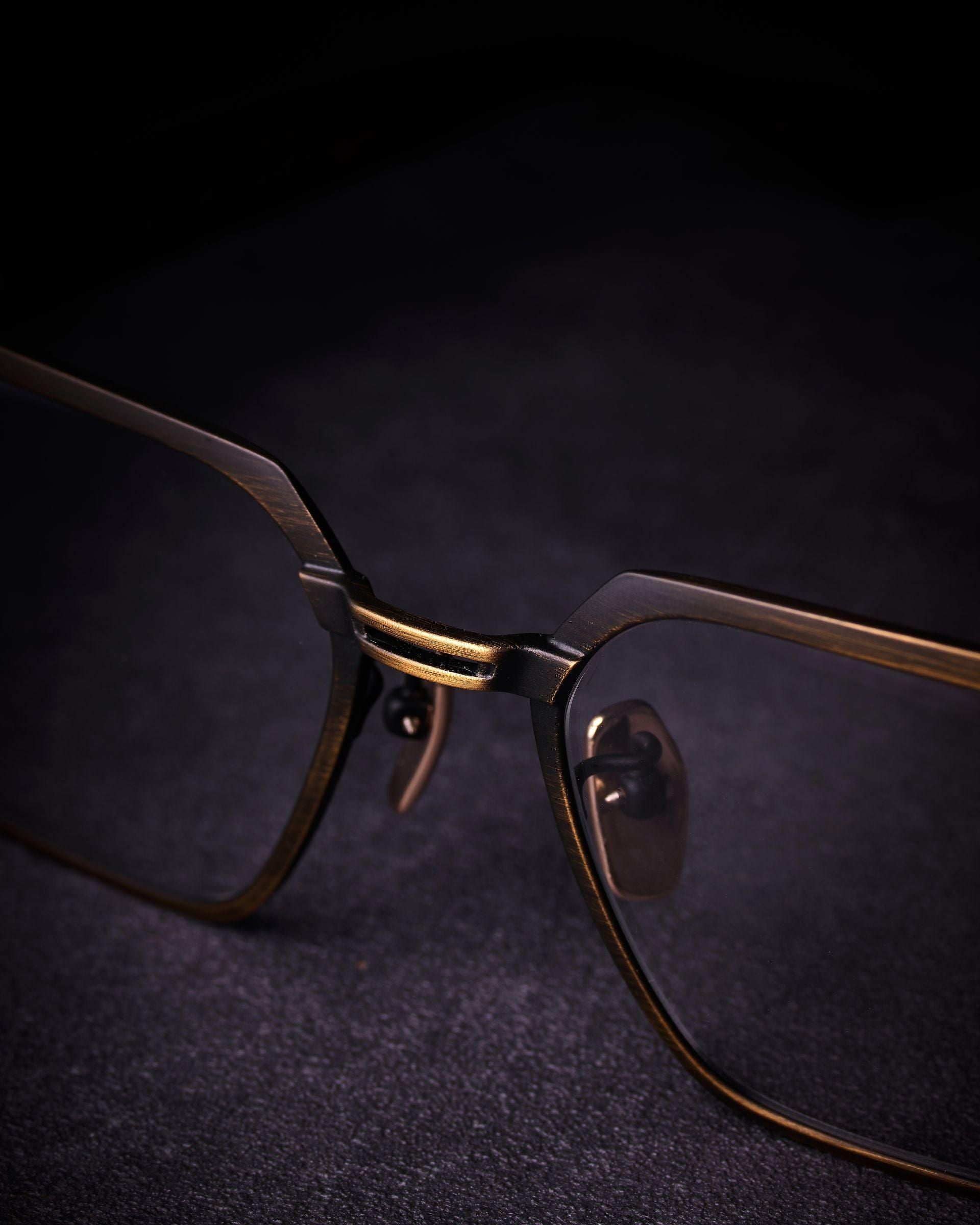 APOLLON AP-058 Knightの称号 - Antique Brown