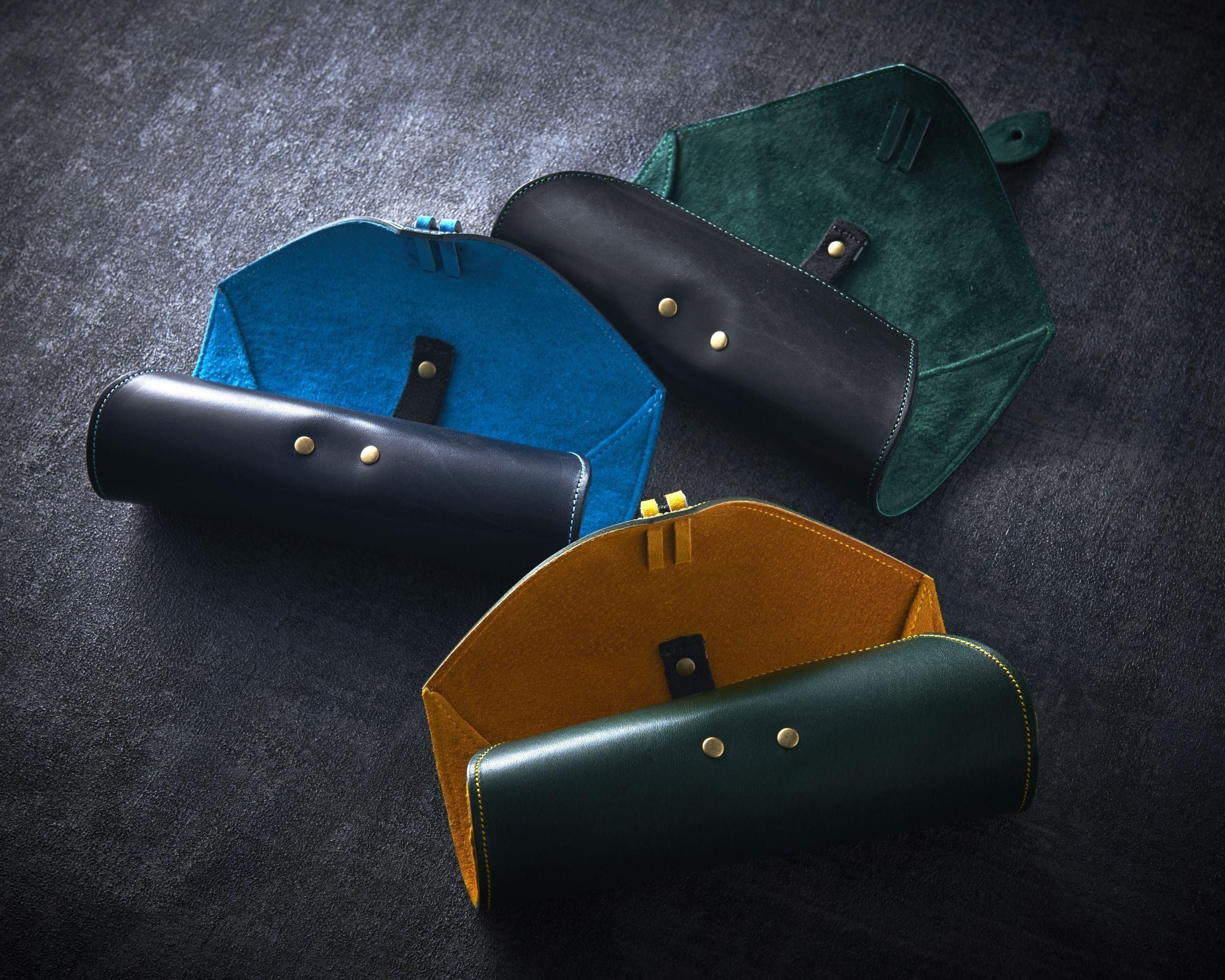 Baum roll case
