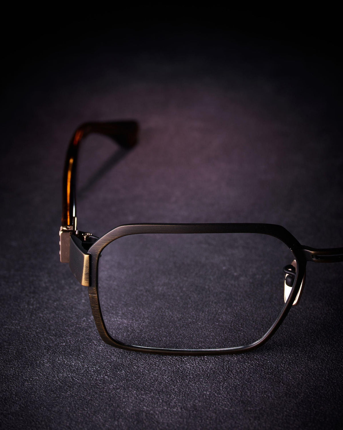APOLLON AP-058 Knightの称号 - Antique Brown